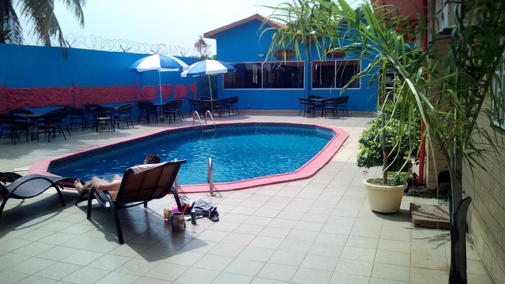 Zambezi Inn Hotel Conakry Exterior foto